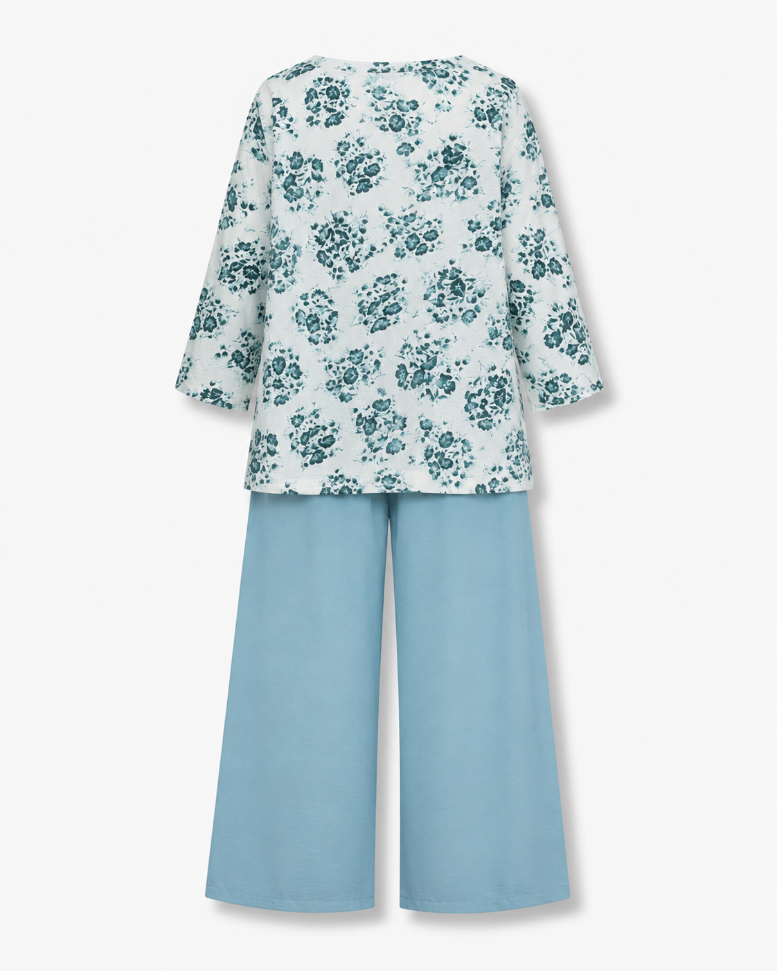 بيجامة نسائية B210